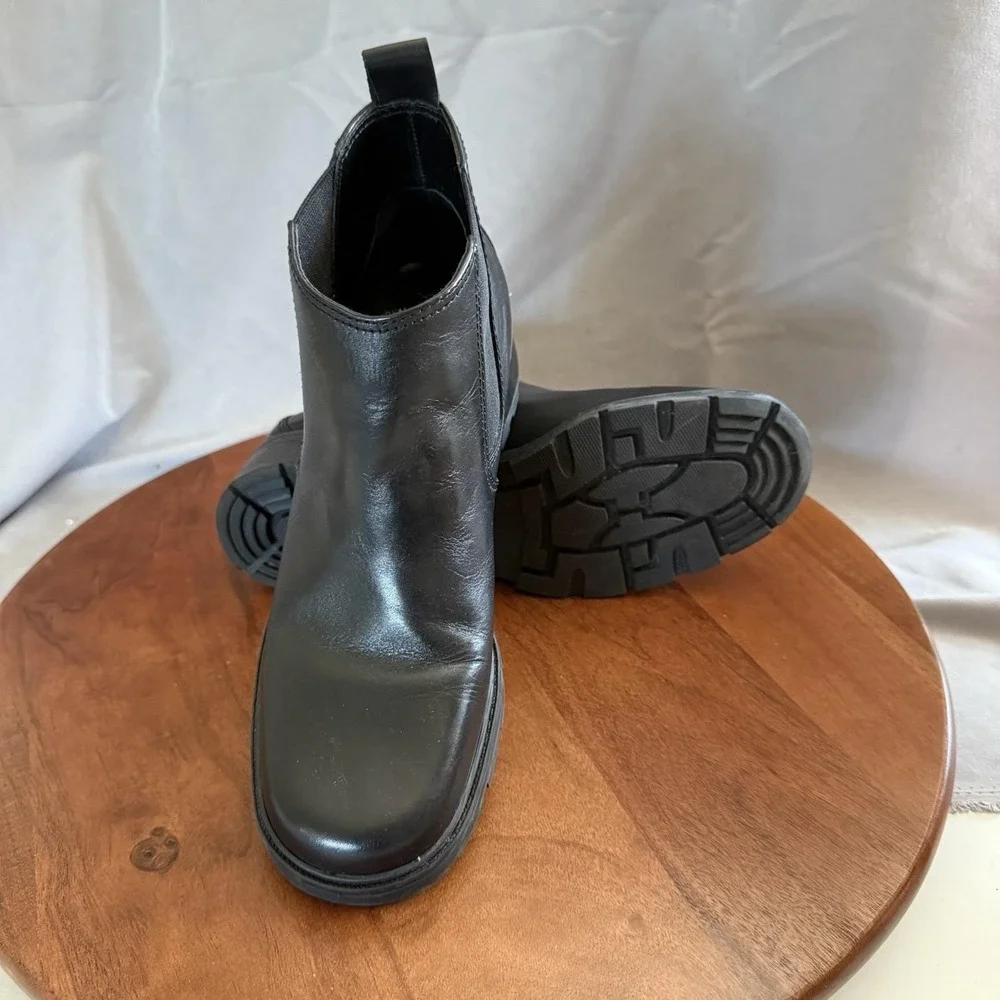 Bass Vintage Chelsea Boots Women Black Leather Lug Sole Pull On Ankle Boots 10M‎
